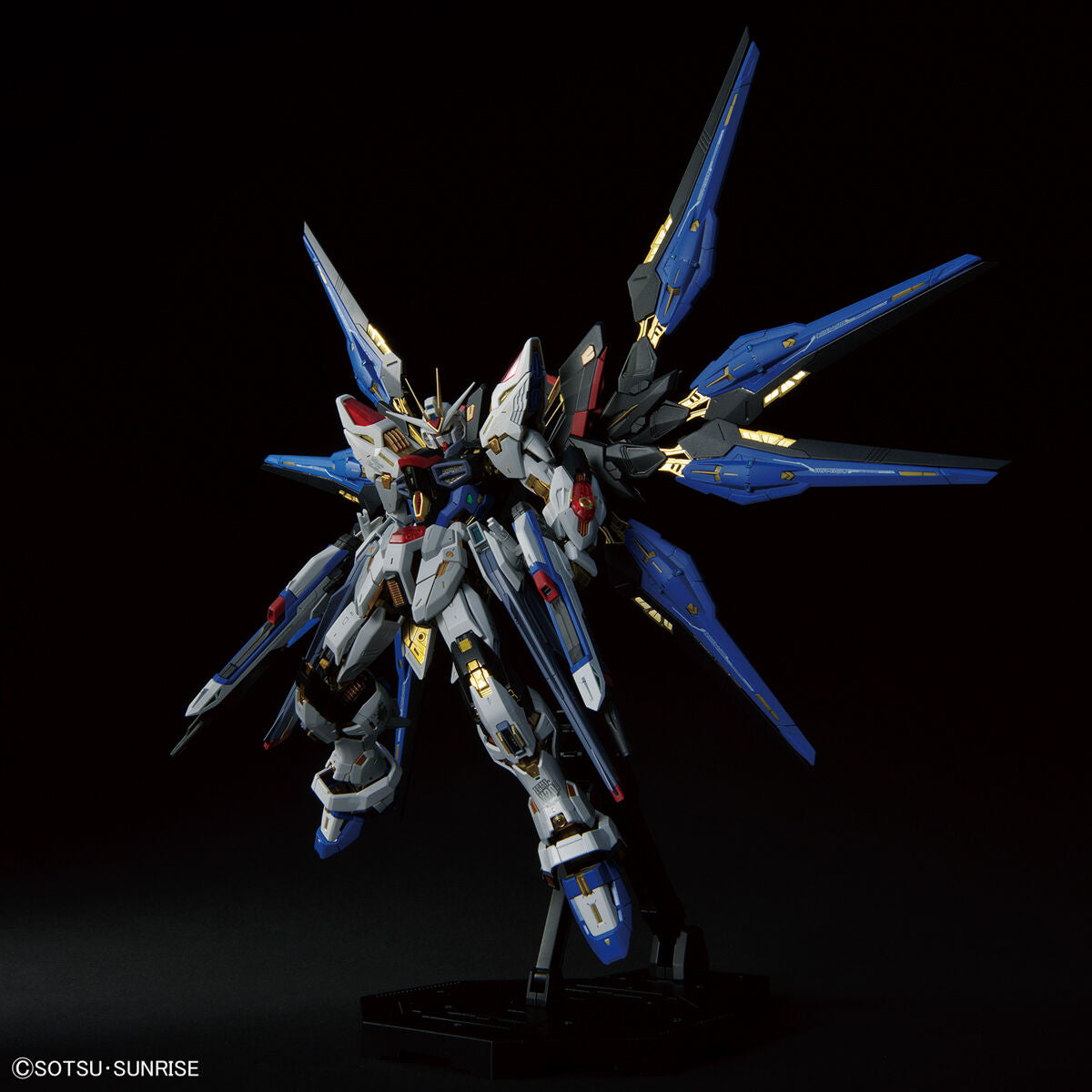 MK63368 - MASTER GRADE - STRIKE FREEDOM GUNDAM - MODEL KIT 1/100 - Immagine 2
