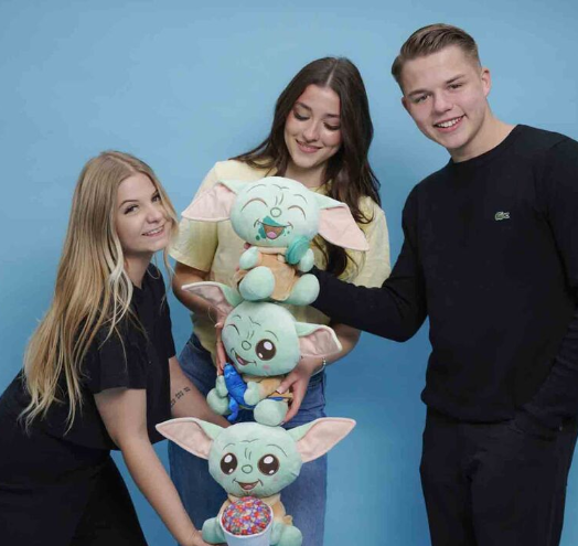 DISNEY - STAR WARS - PELUCHE - GROGU CON POPCORN 25CM - PEZZO SINGOLO - Immagine 2