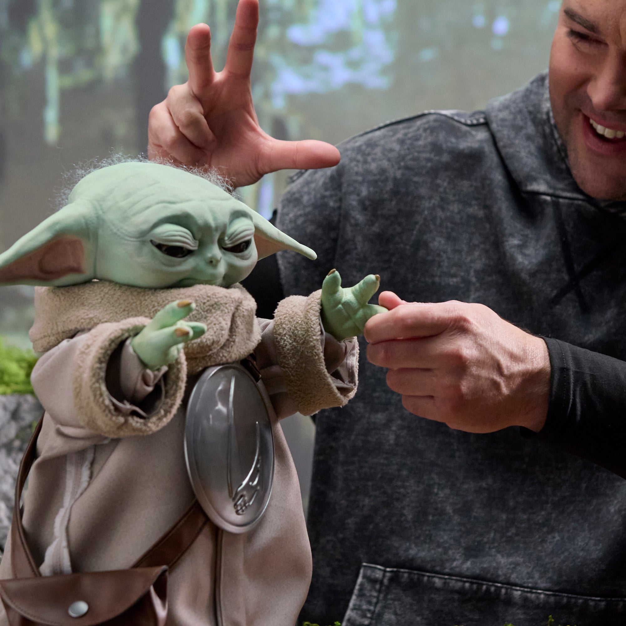STAR WARS ULTIMATE - GROGU - ACTION FIGURE 1:1 ANIMATRONIC LIMITED EDITION PREMIUM - Immagine 4