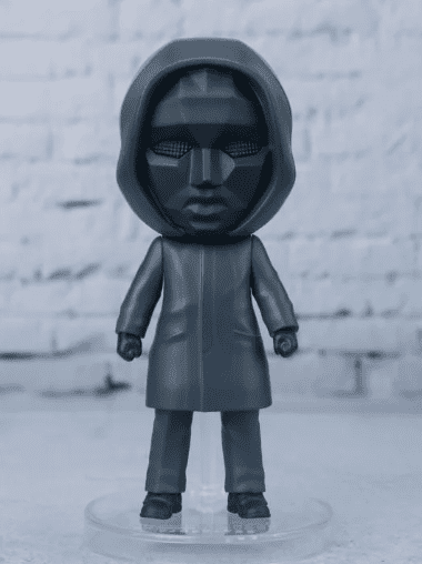 86667 - SQUID GAME - FIGUARTS MINI - FRONT MAN - MINIFIGURE 9CM