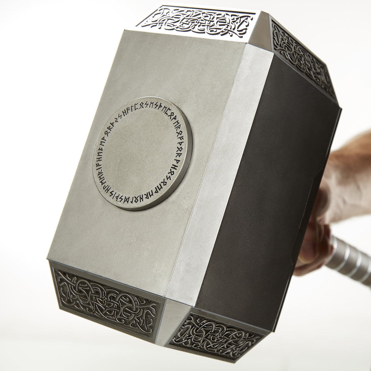 AVENGERS LEGENDS - GEAR - THOR'S HAMMER