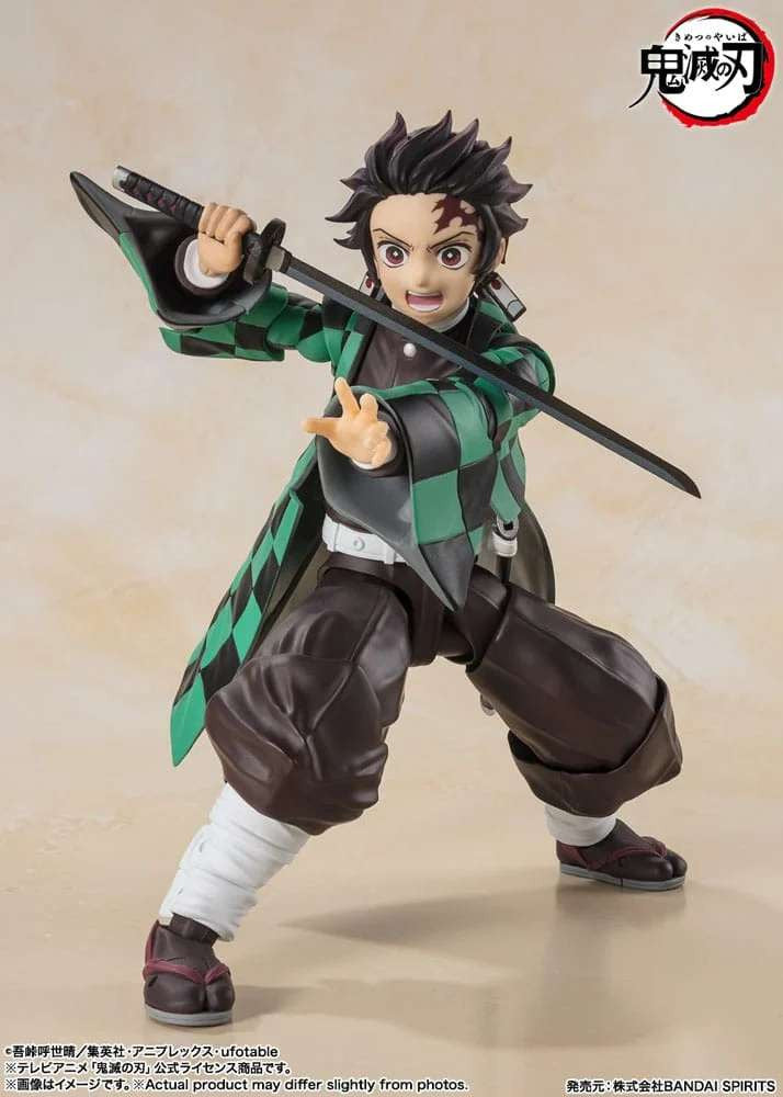 97340 - DEMON SLAYER - SM FIGUARTS - TANJIRO KAMADO - ACTION FIGURE 14CM