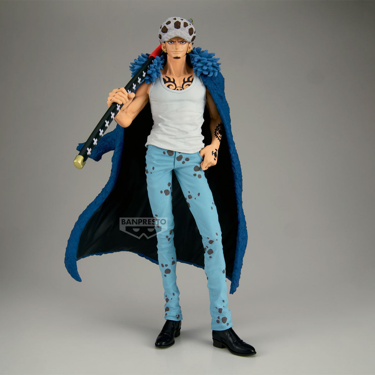 71209 - ONE PIECE - PREMIUM - TRAFALGAR LAW (THE ANIME) - STATUA 31CM
