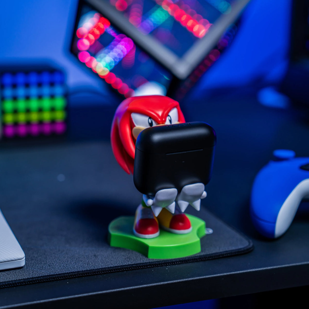 SEGA - HOLDEM - CHARGING HOLDER - KNUCKLES 11CM